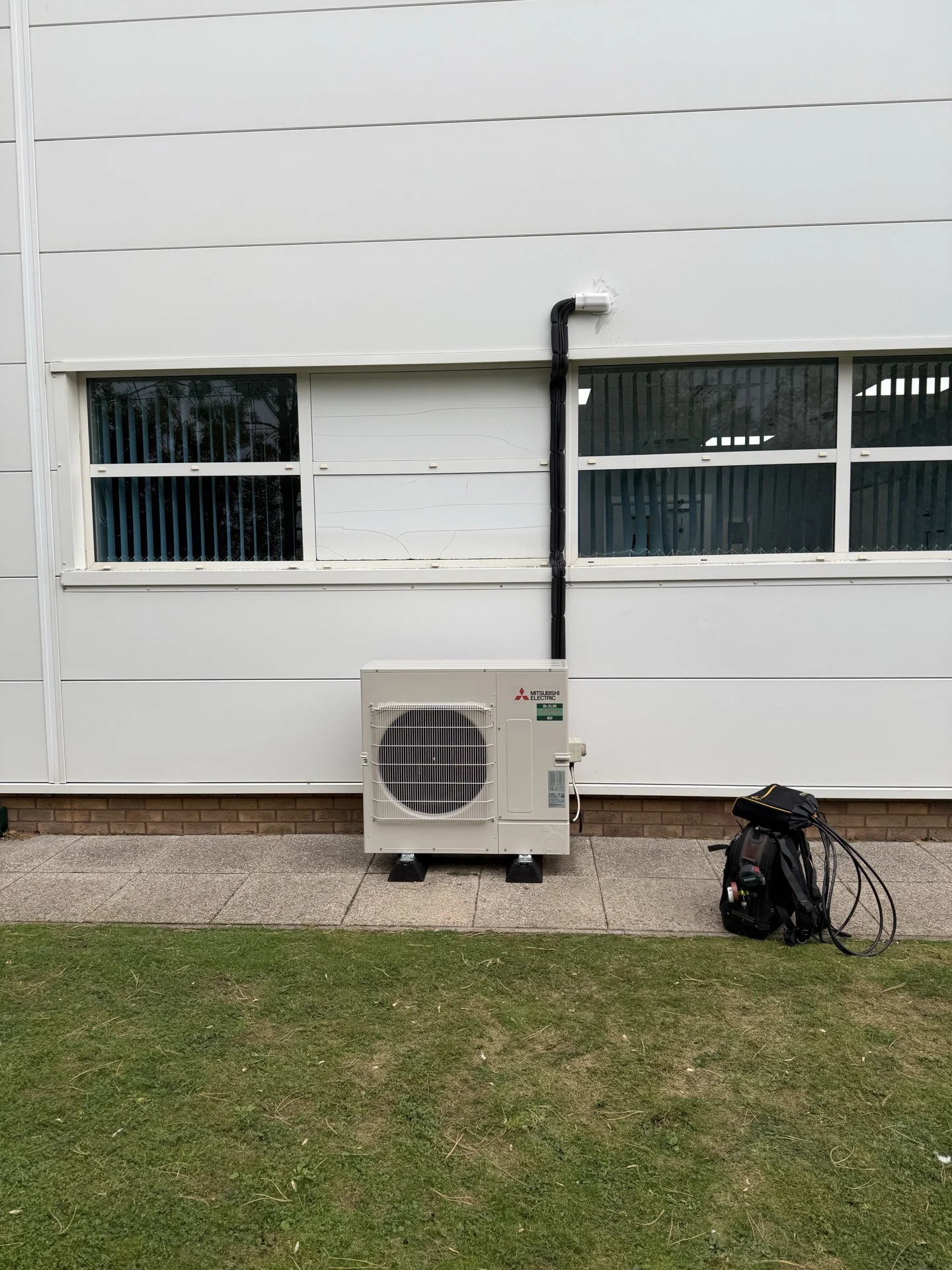 Split AC Condenser Installation